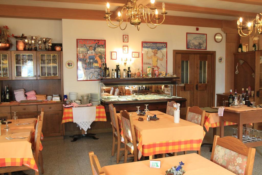 Hotel Genziana Passo Stelvio Luaran gambar